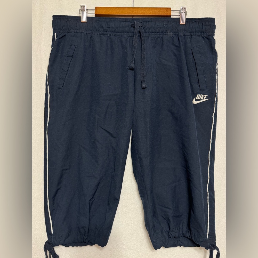Nike Women’s Capri Track Pants Navy Blue White Stripe Womens XL Vintage Y2K
